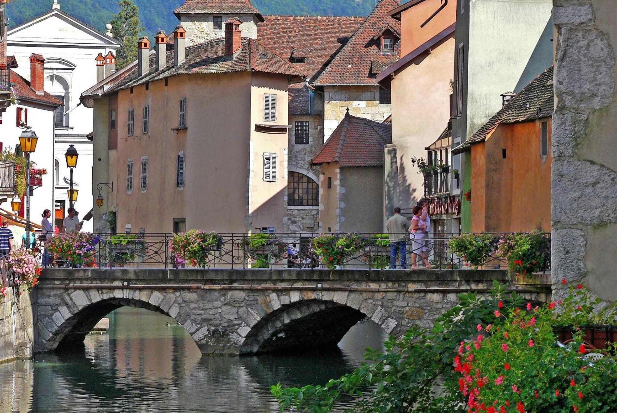 Le Globetrotteur T3 Pour 4 Pers 70M2 Au Coeur D'Annecy Apartment Екстериор снимка